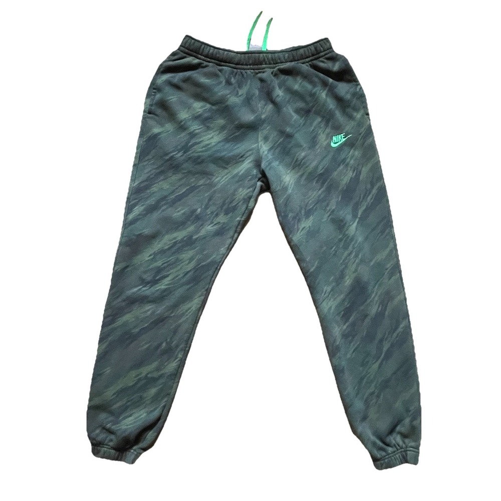 Nike Sportswear Club Fleece Camo Joggers Mens M Rough Green Tiger DD5145-326